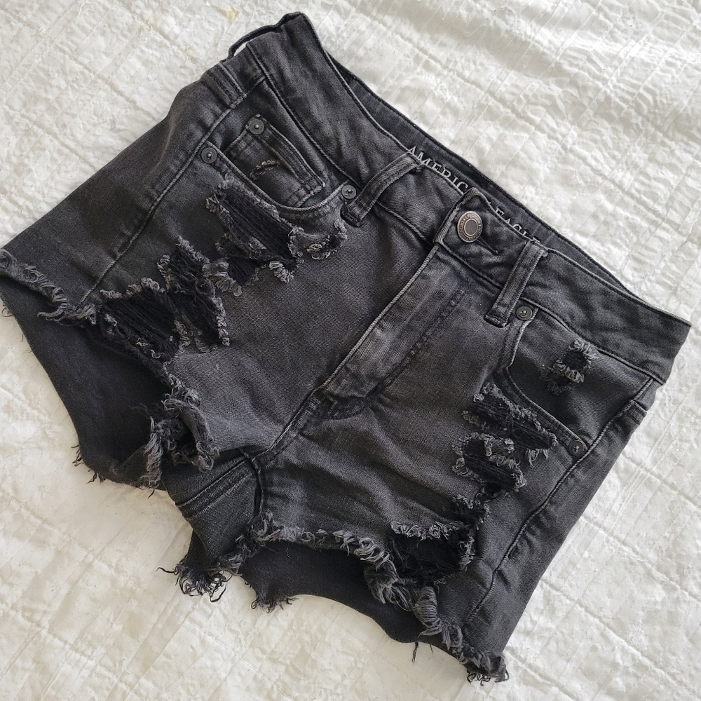 AMERICAN EAGLE Black Distressed Women Shorts